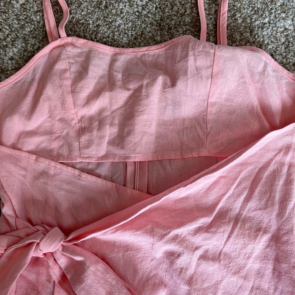 Pink dress - Picture 4 of 4